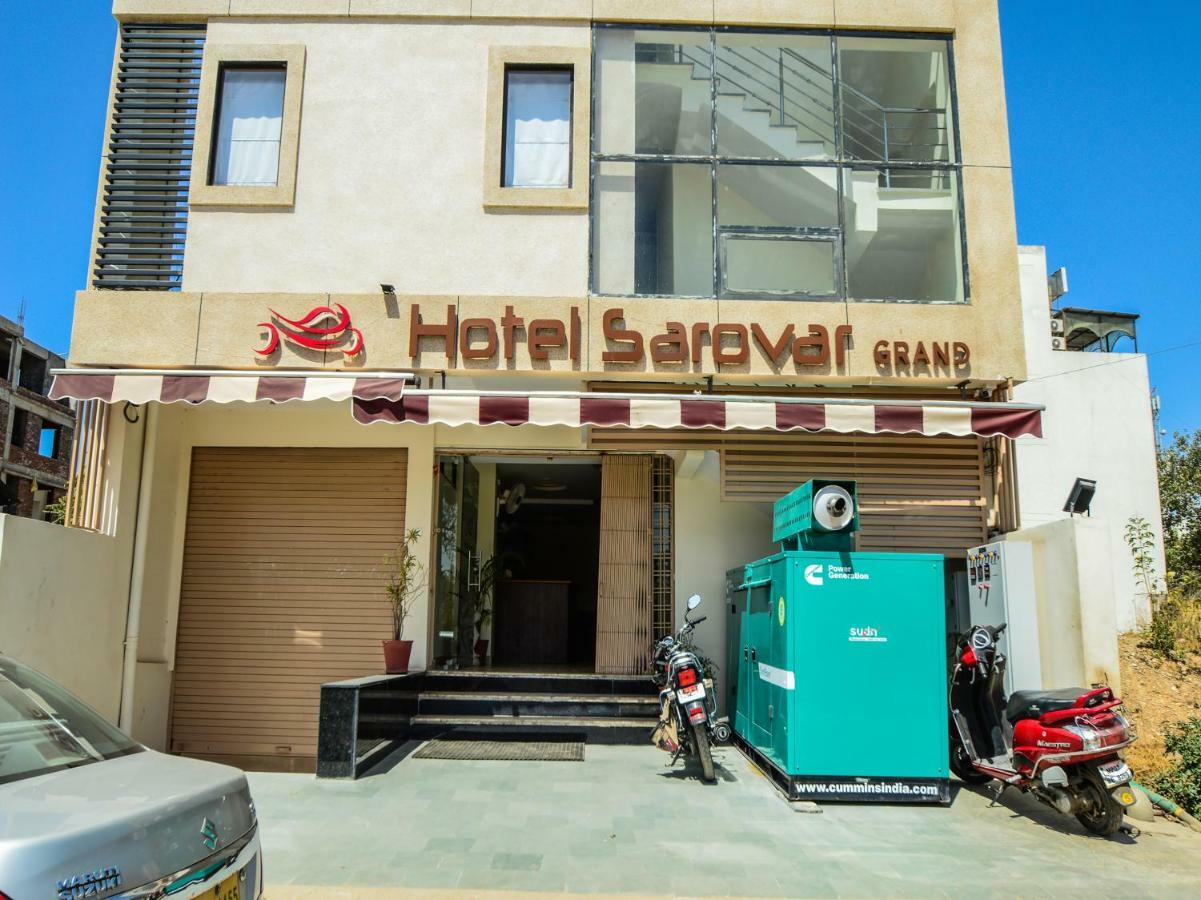 Capital O 35703 Hotel Sarovar Grand Udaipur Exterior photo